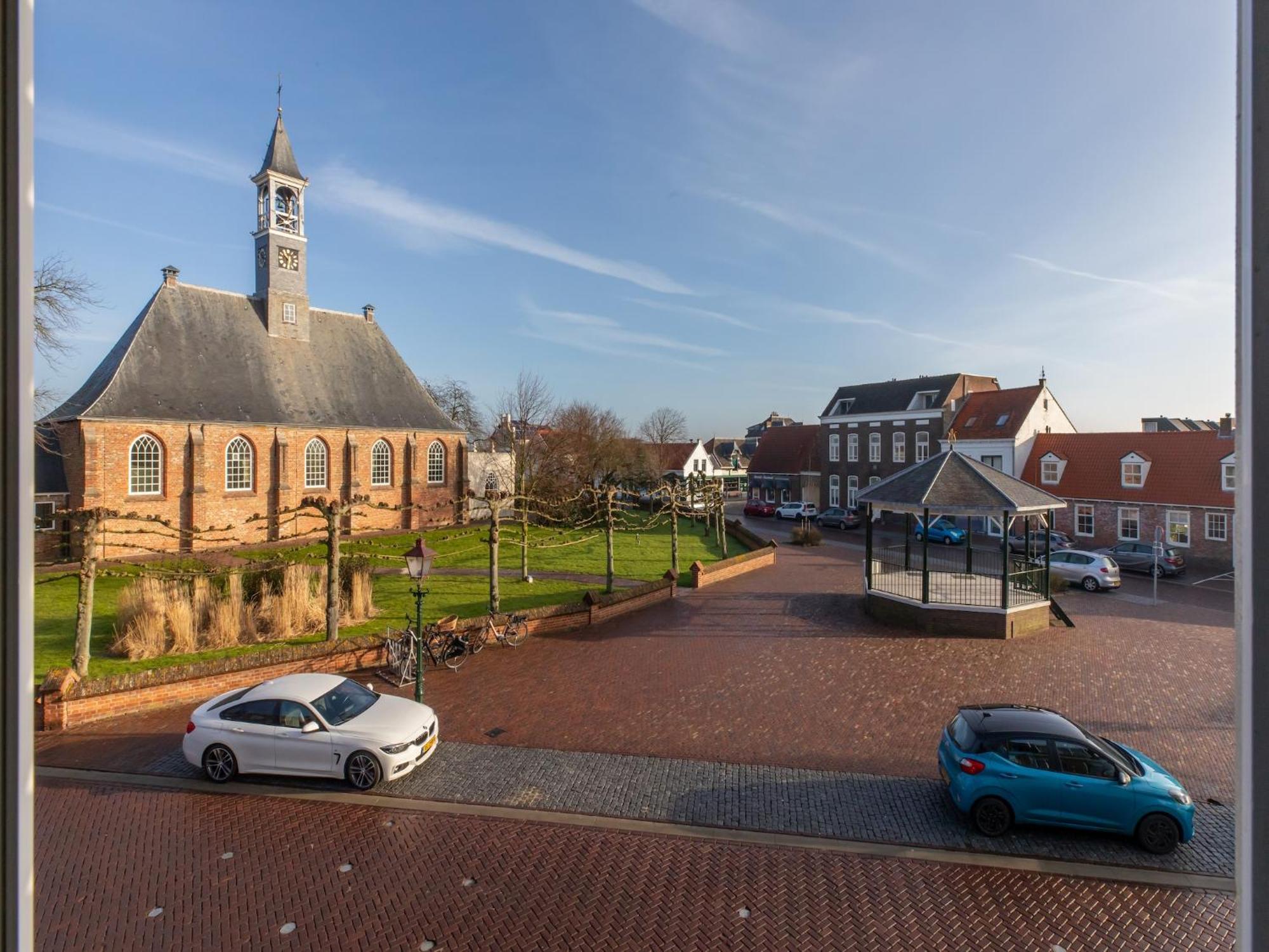 Lovely Modern 4 Person Apartment In The Heart Of Koudekerke Eksteriør bilde